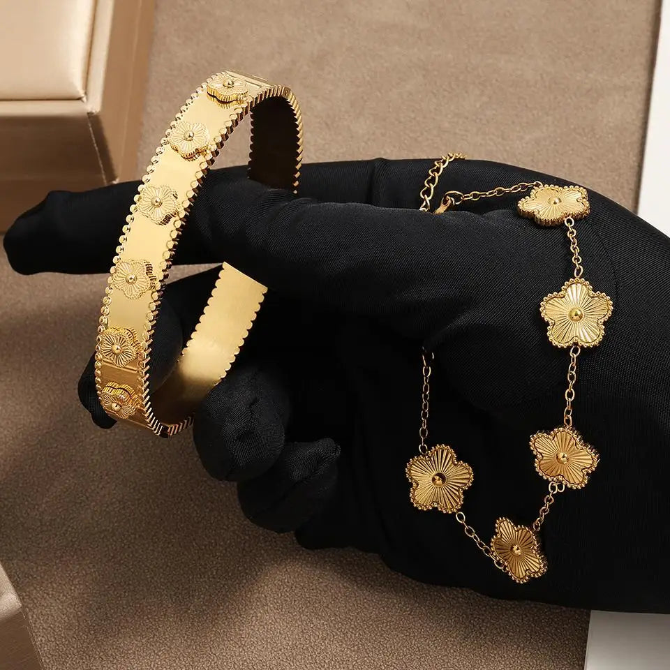 Flower Bracelet Plum Blossom