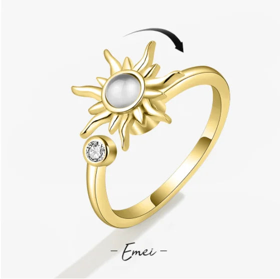 Anti-Stress Sunflower Spinner Ring – Elegant Stainless Steel Anxiety Relief Ring 🌻✨