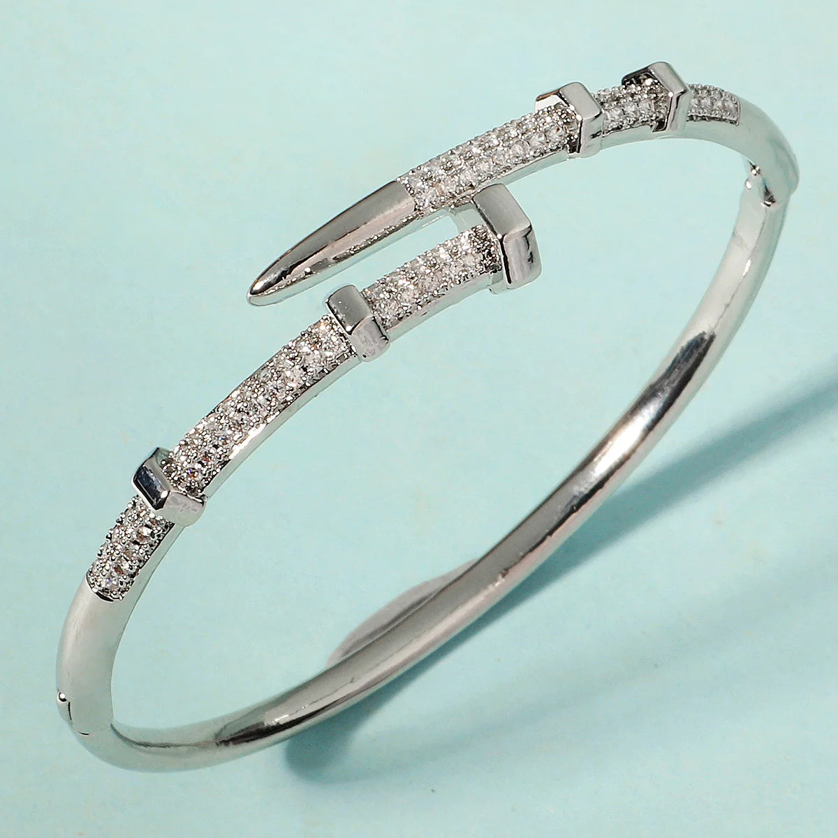 Classic Stainless Steel Nail Bracelet – Elegant Bangle with Sparkling Zircon